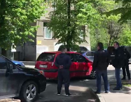 Улицу в центре Харькова заблокировал герой парковки (видео)