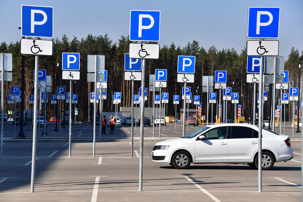 Харьковчане просят построить муниципальную парковку на ХТЗ