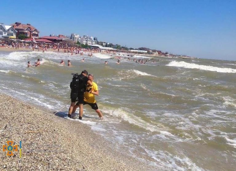 Харьковчанин утонул на море в Бердянске