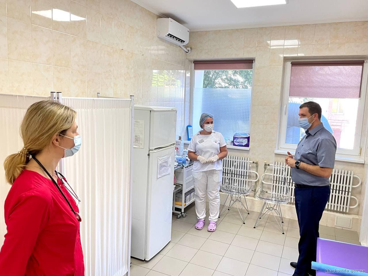 В Харькове открываются еще два центра массовой вакцинации, один из них будет работать ежедневно