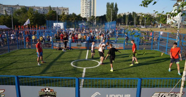 На Салтовке открыли самый большой в городе урбан-парк. В планах - построить самый большой в Украине
