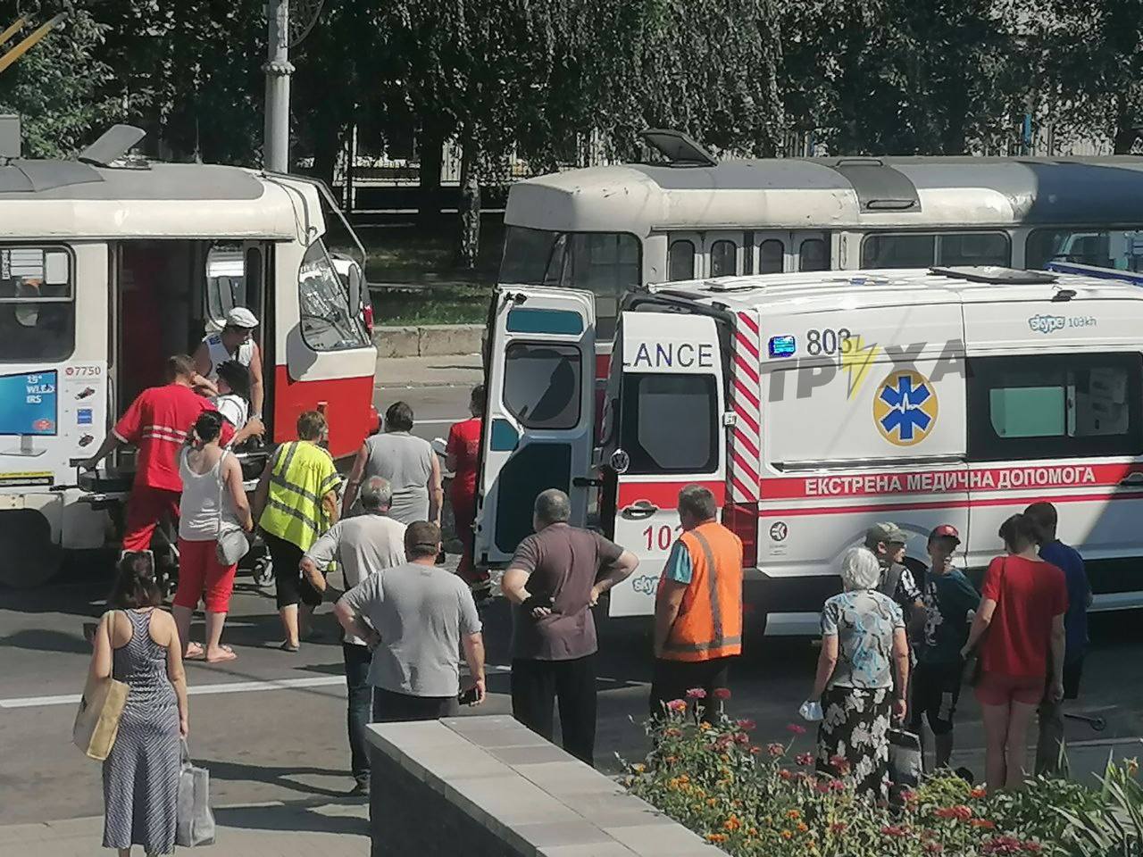 В Харькове - столкновение трамваев, есть пострадавшие