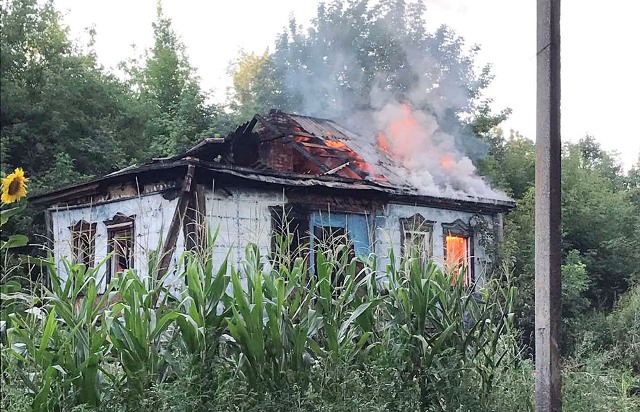 Под Чугуевом на пожаре пострадали люди