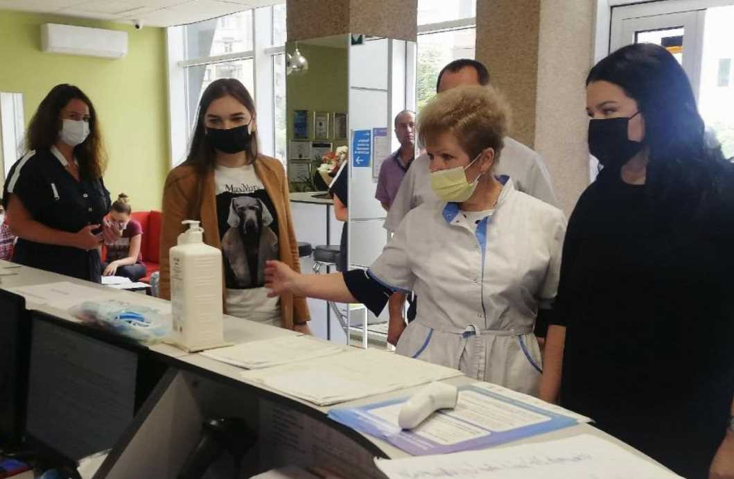 Айна Тимчук: Каждый житель Харьковщины может выбирать, где и какой вакциной сделать прививку против COVID-19
