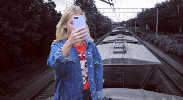 Хотела сделать фото. Девочка, которую ударило током на вагоне, в тяжелом состоянии