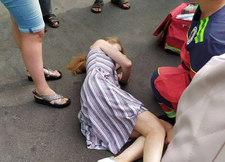 В Харькове – авария, на дороге сбили девушку