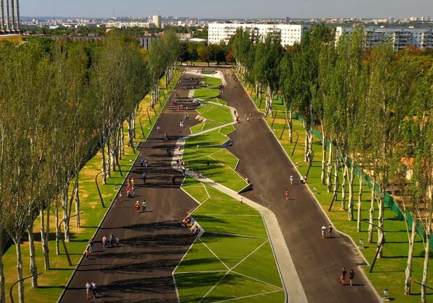 Харьковчане просят закончить реконструкцию парка на Салтовке