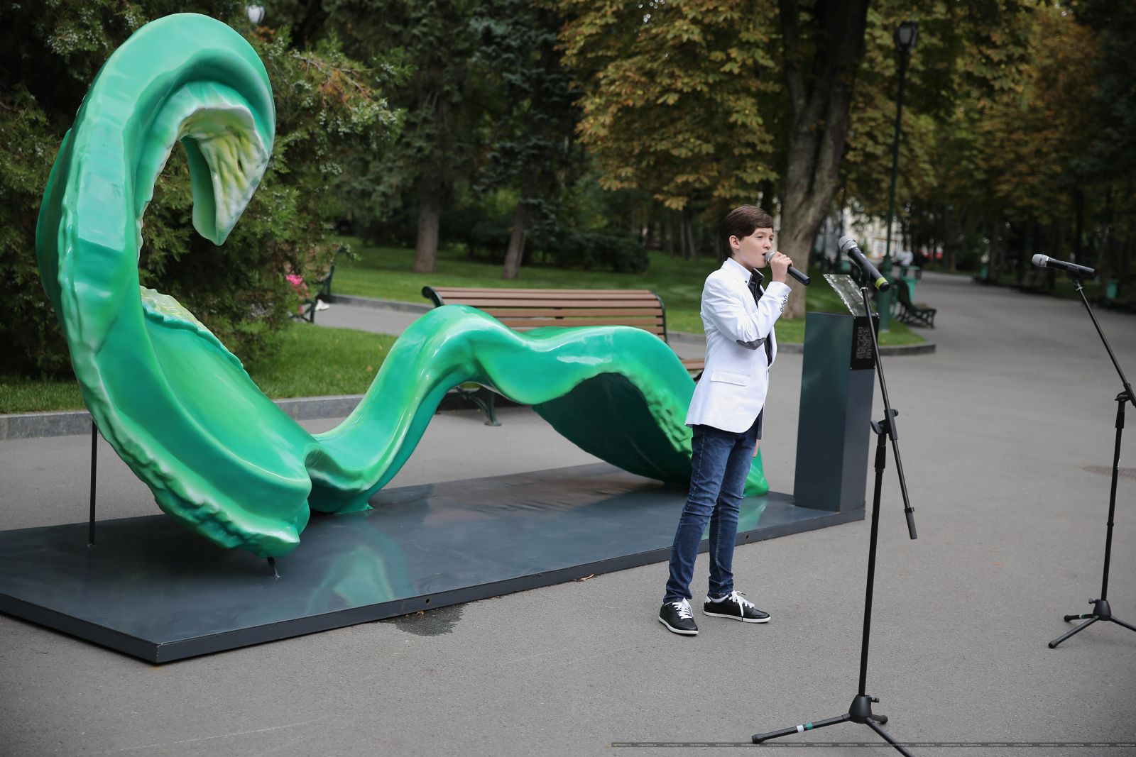 В центре Харькова - новая скульптура (фото) 