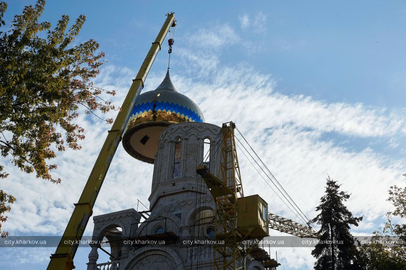 В Харькове строят новый храм (фото)