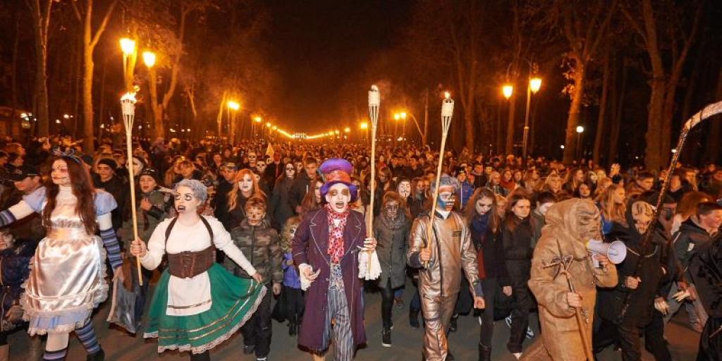 Передумали: в парке Горького все же проведут фестиваль зомби