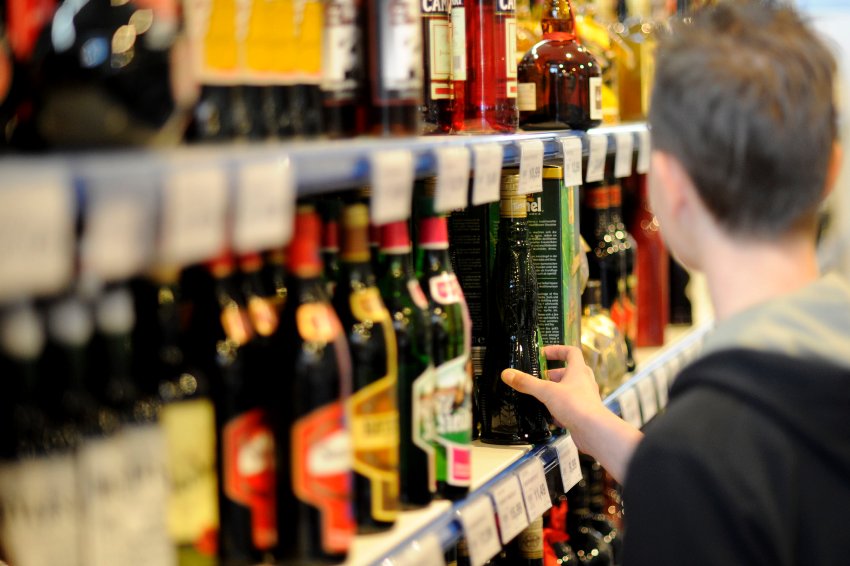 В Харьковской области просят снять ограничения на продажу спиртного
