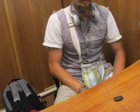 Вез каннабис в бороде: пойманный наркокурьер получил судимость