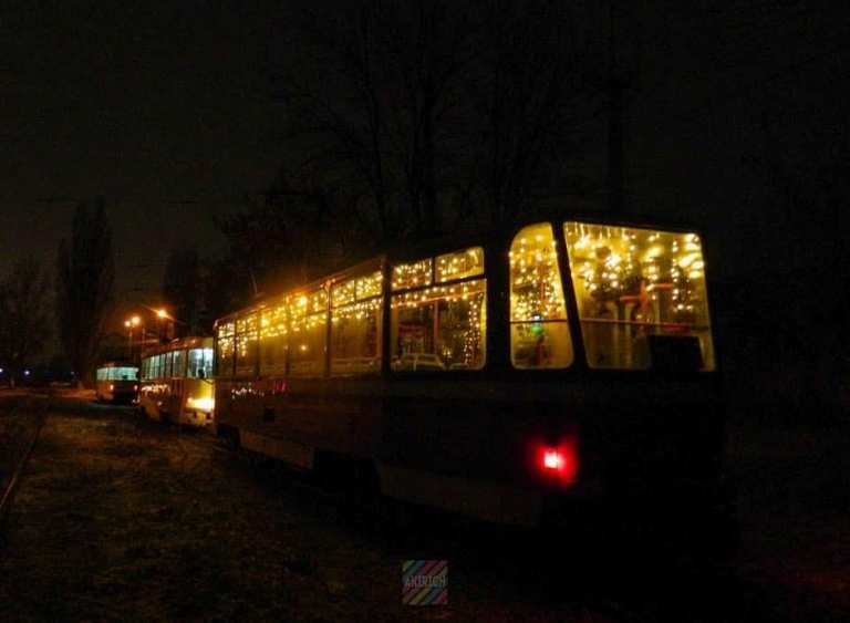 По Харькову ездит необычный трамвай
