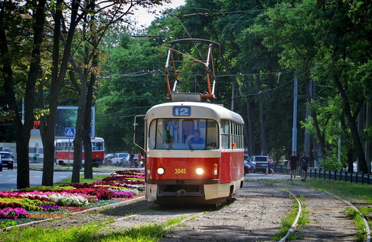 В транспорте Харькова нельзя будет рассчитаться наличными