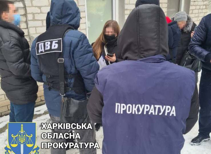 Под Харьковом полицейский вымогал деньги у подростка