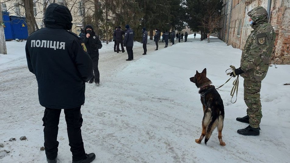 Крушение самолета Ан-26. Родственники погибших будут судиться с государством