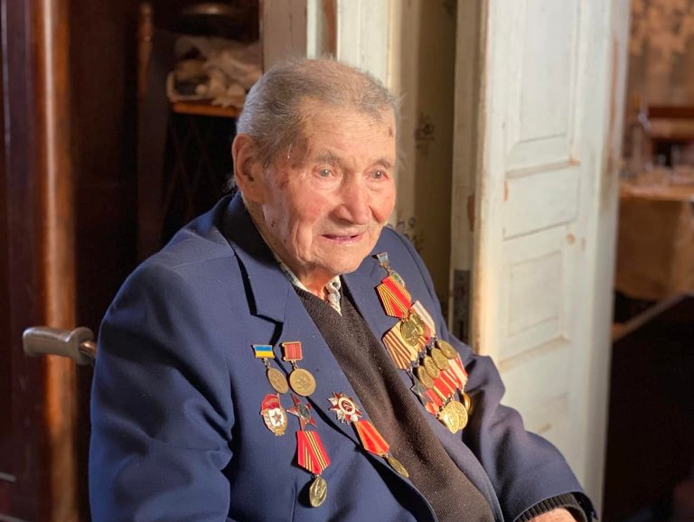 В пригороде Харькова умер 100-летний ветеран Второй мировой, дошедший до Берлина