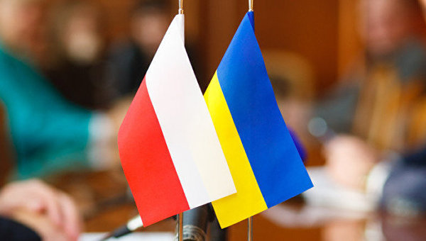 Польша не планирует эвакуировать своих дипломатов из Харькова