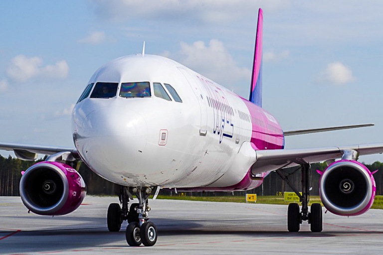 Wizz Air откладывает запуск рейсов из Харькова