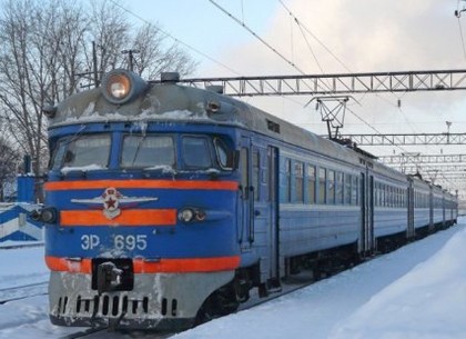 В Харькове отменены электрички. Таксисты просят по восемь тысяч за поездку в пригород