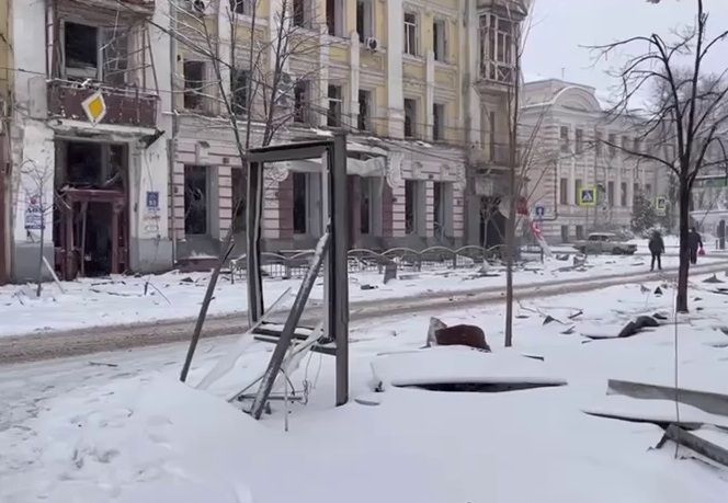 Как выглядит центральная улица Харькова после авиаударов: видео