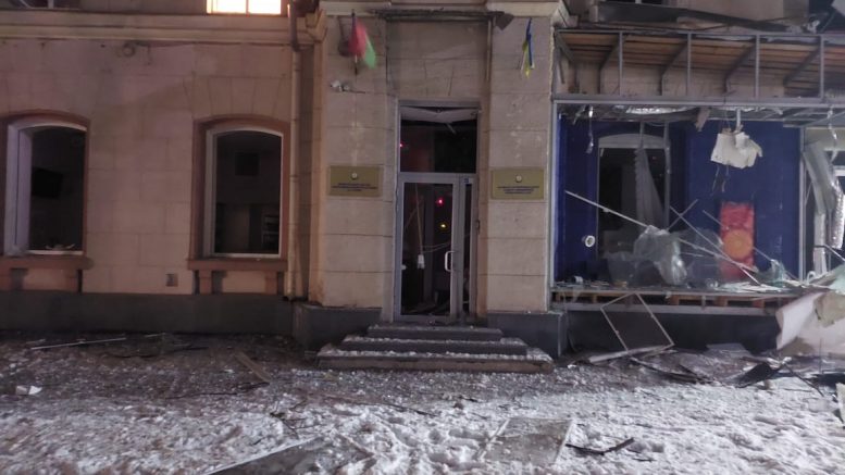 В Харькове разбомбили два иностранных консульства