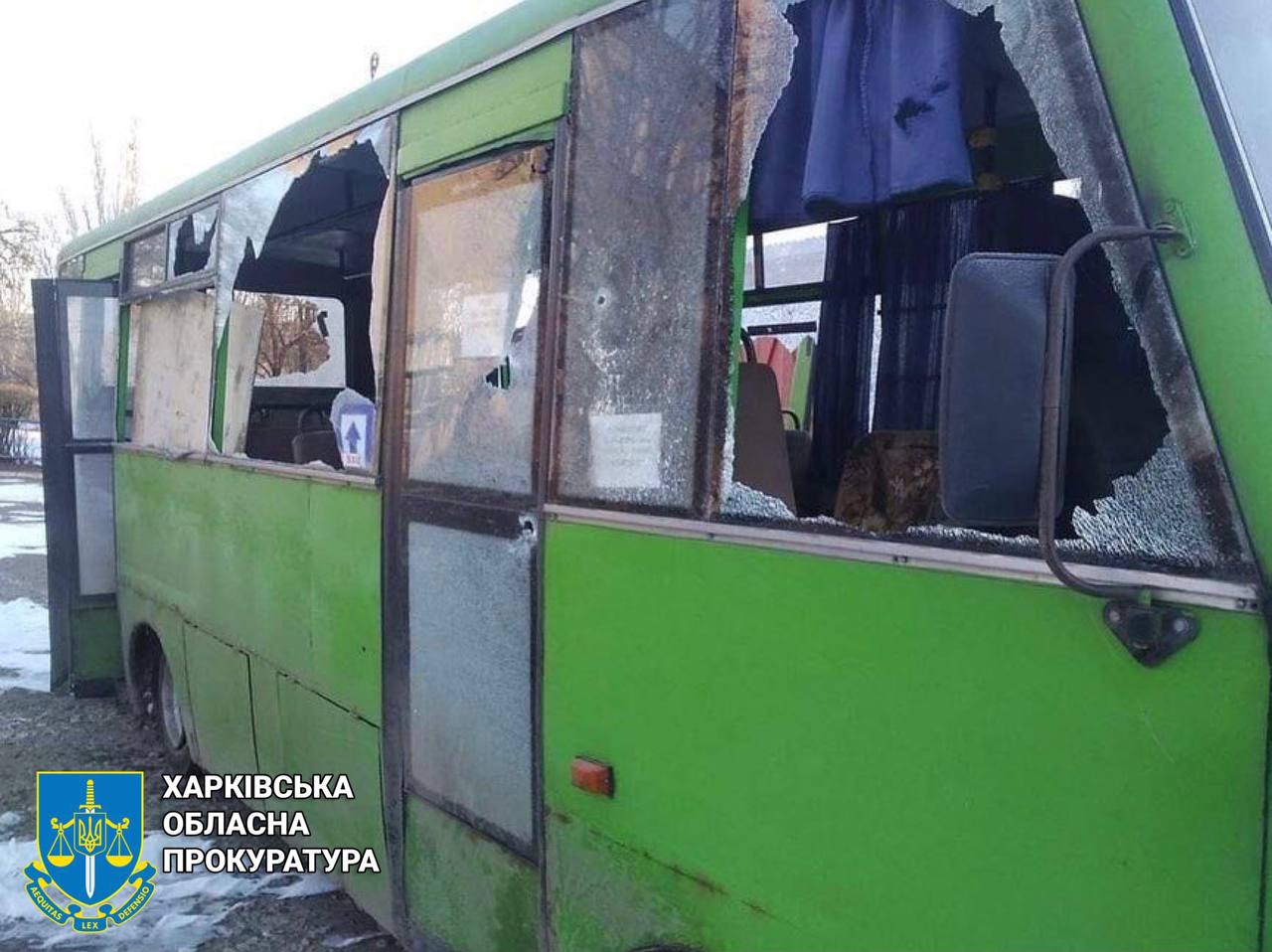 В Харьковской области войска РФ обстреляли эвакуационный автобус