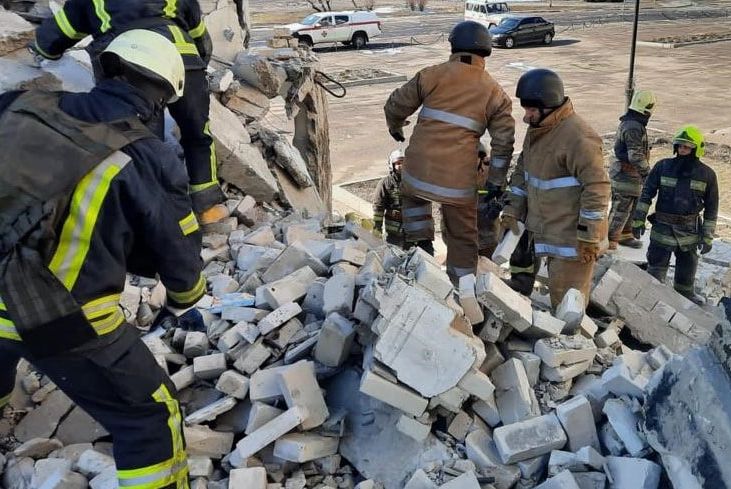 В Харькове обстреляли вуз, здание разрушено