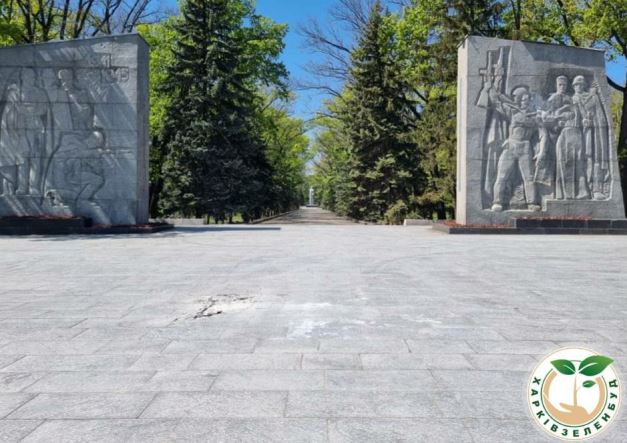 Терехов просит харьковчан не ходить на Мемориал 8 и 9 мая