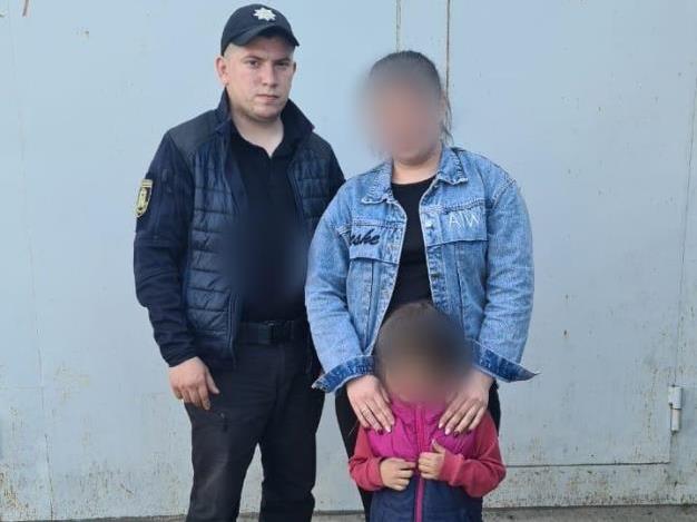В Харькове потерялась маленькая девочка