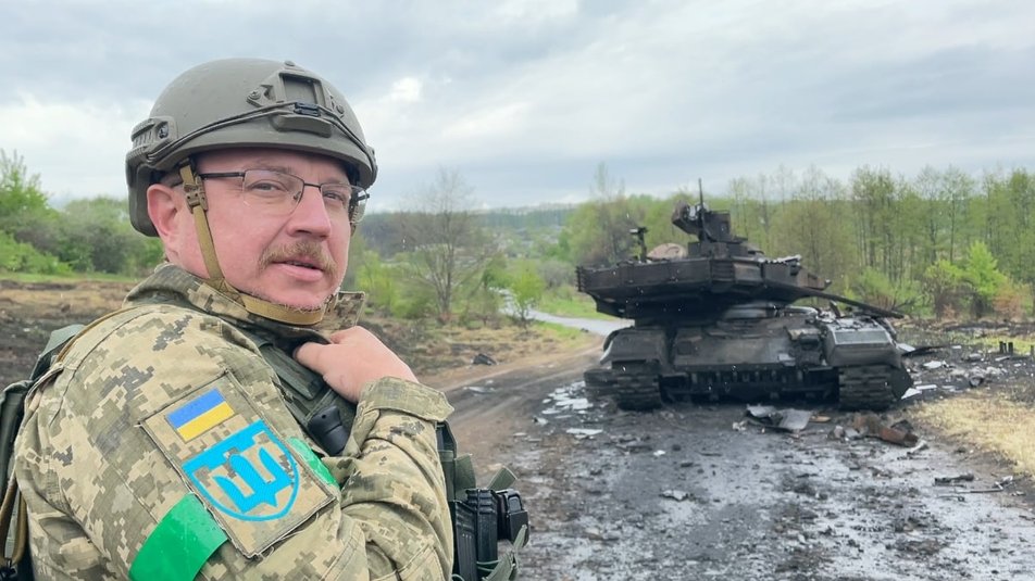 Под Харьковом подбит танк, управляемый лучшими российскими асами