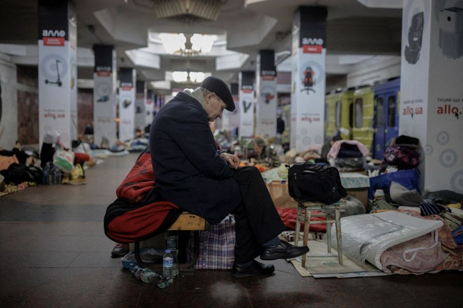 В Харькове начинают расселять людей, живущих с начала войны в метро