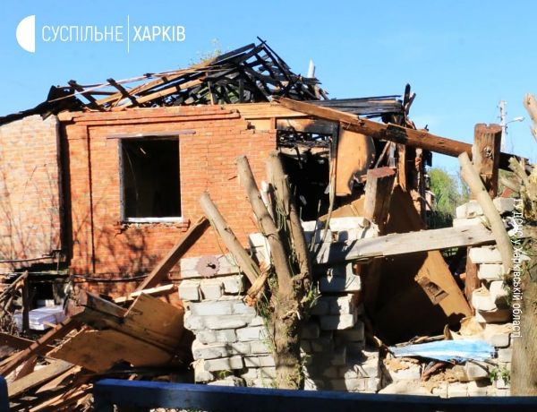 В Харькове обстрелян поселок Жуковского, сгорел дом (фото)