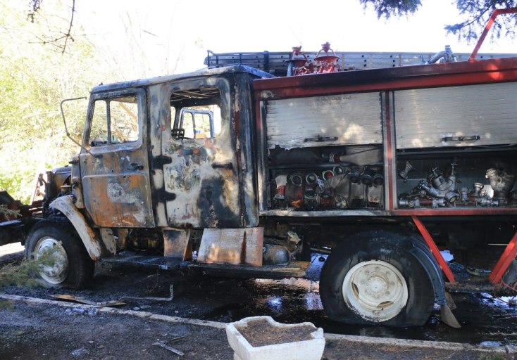 В Харькове обстрелом уничтожены пожарные машины (фото)