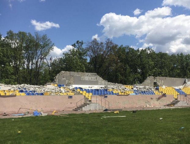 В Харькове разрушен еще один стадион: фото