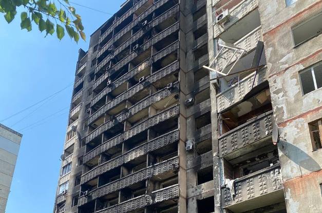 В один из домов на Северной Салтовке оккупанты попали 11 раз