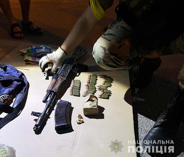 В Одессе харьковчанин во время задержания подорвал гранату: ранены трое силовиков (фото)