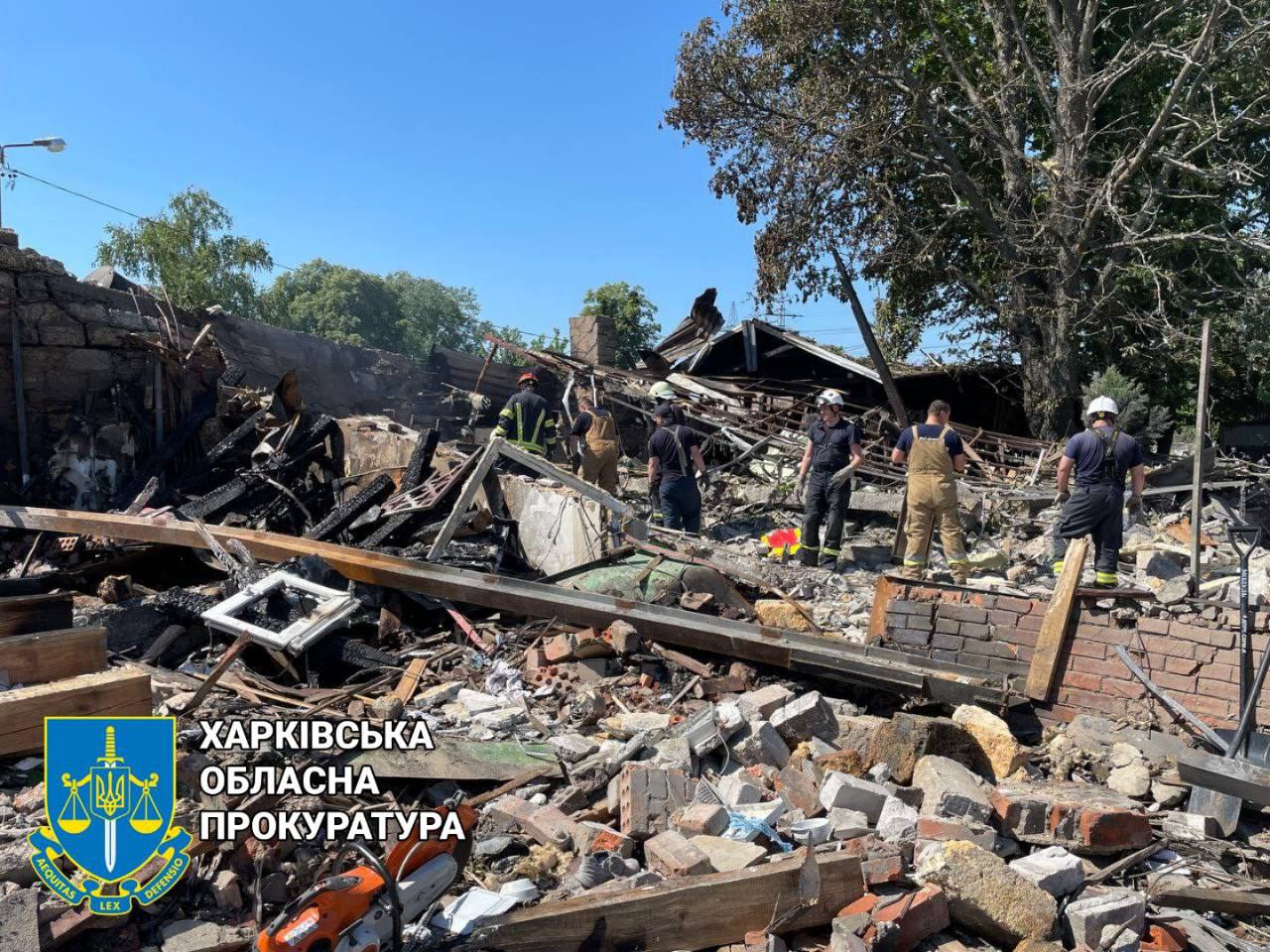 Ночной обстрел и пожар в Харькове: число жертв увеличилось