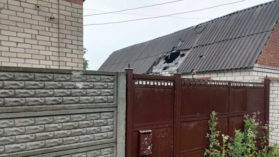 Войска РФ в очередной раз обстреляли Золочев. Погибла женщина, разрушено 12 домов