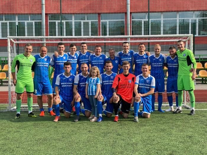 Харьковские команды сыграли в футбол для помощи ВСУ