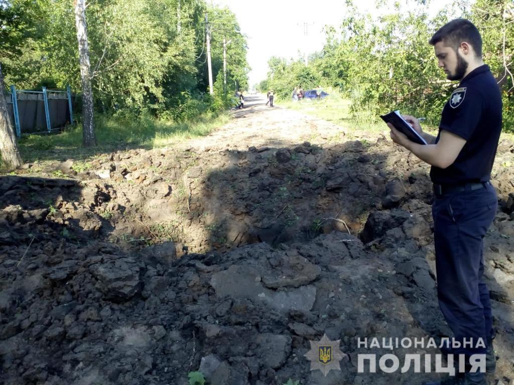 Армия РФ нанесла ракетный удар по Покотиловке под Харьковом: фото последствий