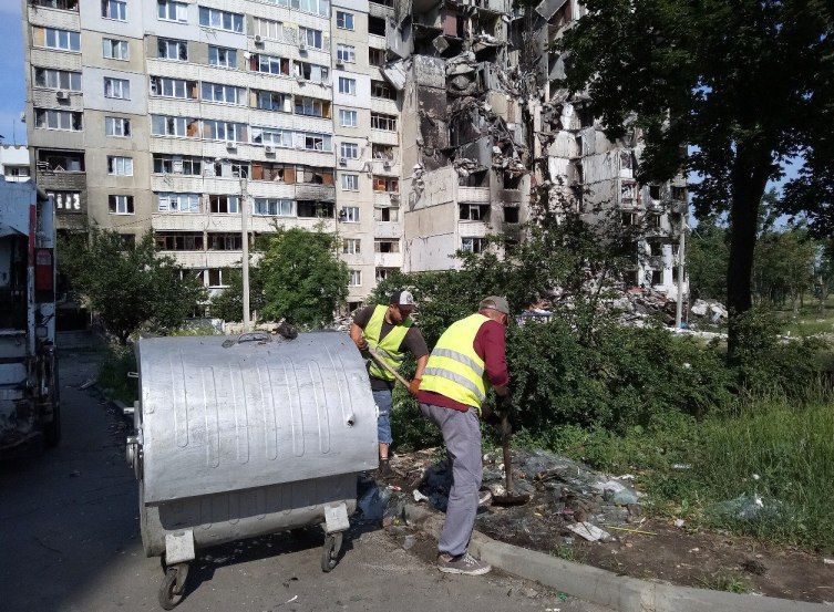 В Харькове могут быть заминированы мусорные баки