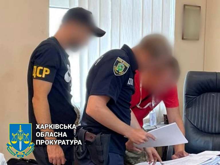 Мешканець передмістя Харкова передавав російським солдатам транспорт