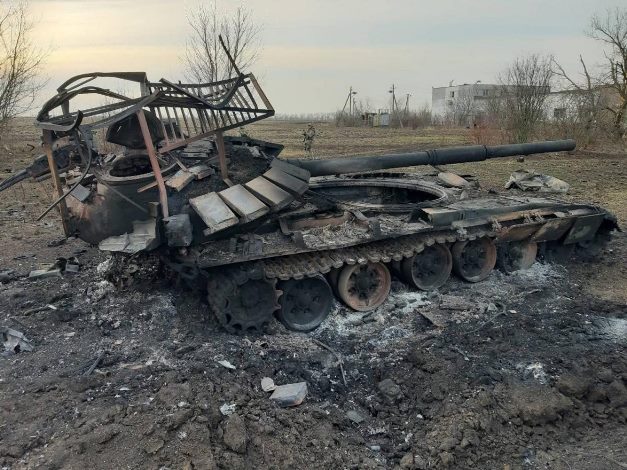 Российские войска провели неудачное наступление к северо-востоку и северо-западу от Харькова - ISW