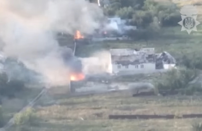 У Харківській області знищено російський склад боєприпасів (відео)