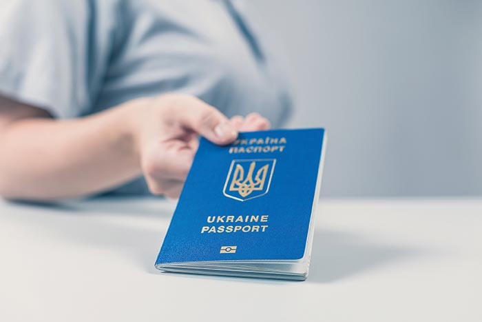 У Харкові знову запрацює електронна черга на оформлення закордонного паспорта