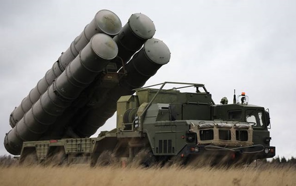 Россия нанесла ракетный удар по трем районам Харькова
