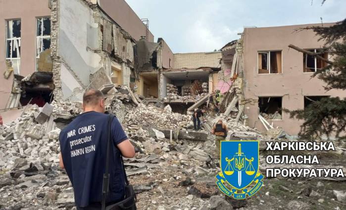 В Харькове ракетным ударом разрушен еще один вуз (фото)