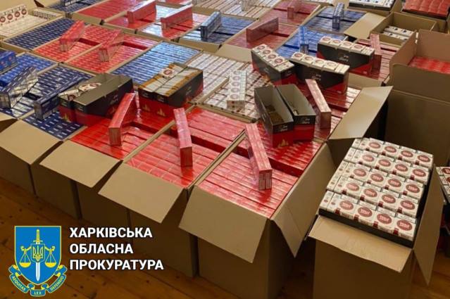 Двое харьковчан организовали производство контрафактных сигарет (фото)