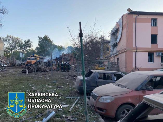 Гуртожиток у Харкові після удару "Іскандером": фото при денному світлі